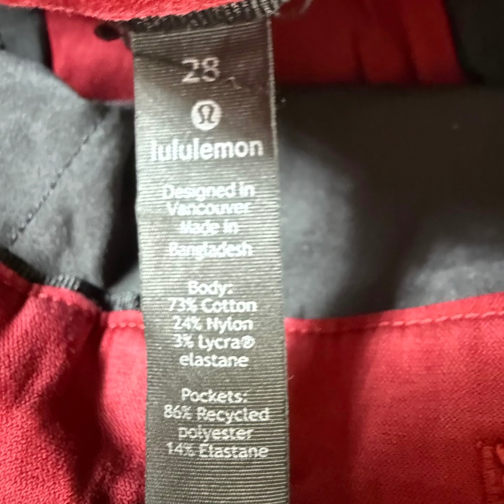 Lululemon Commission Shorts Mens 28 Burgundy Red Chino Style 9 Inch Inseam - Picture 3 of 8